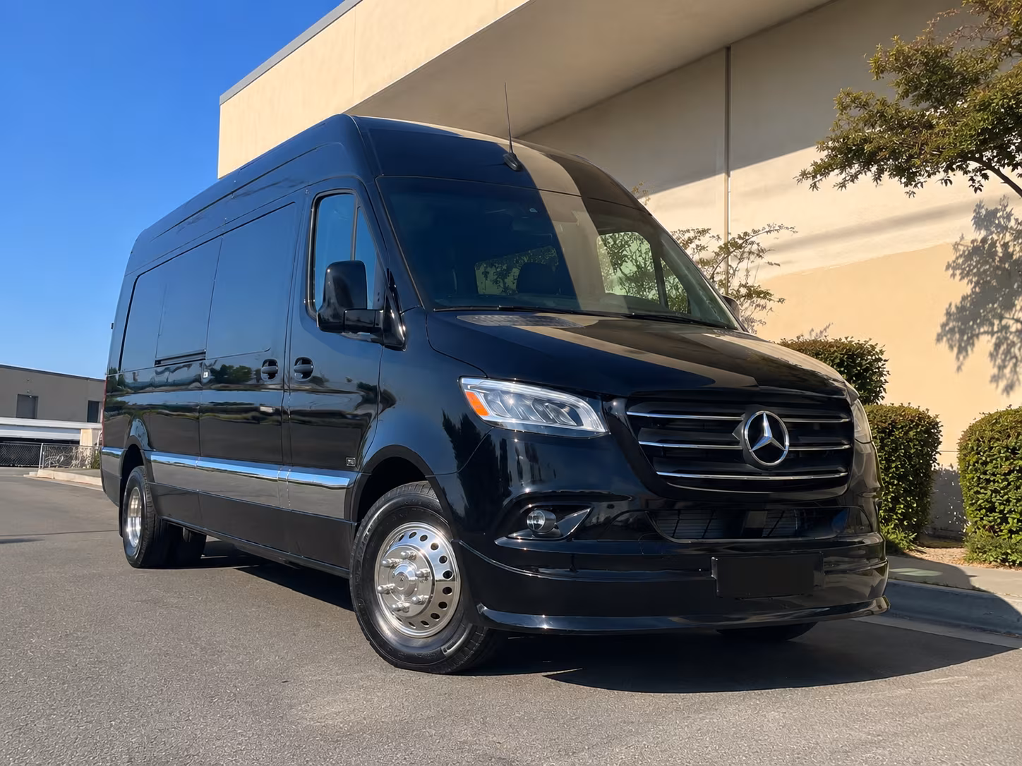 bakersfield winery shuttle bus rentals