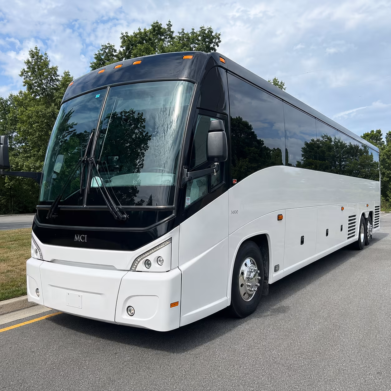 clovis sleek charter bus rentals for clovis corporate retreats