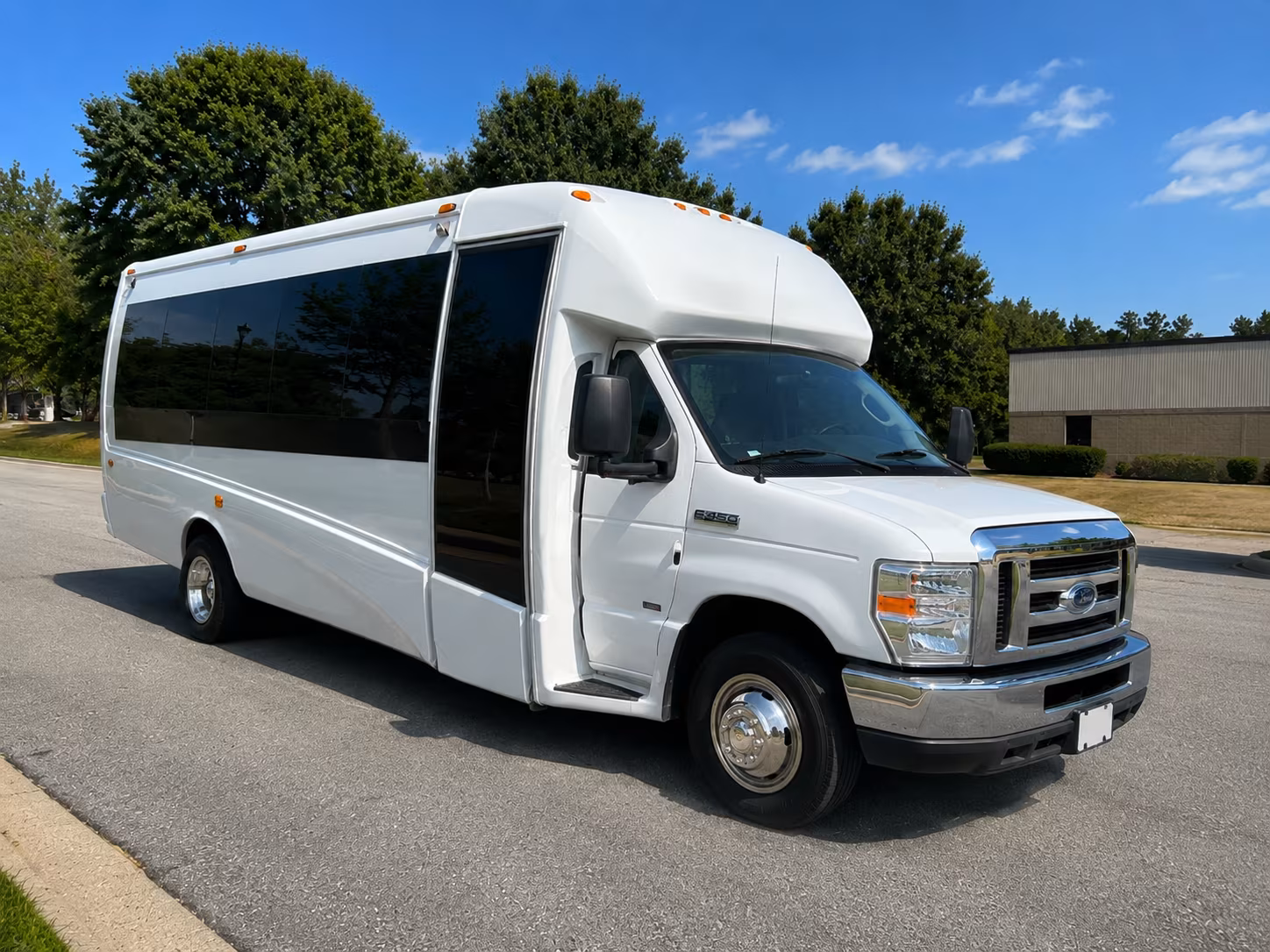 fresno employee shuttle bus services
