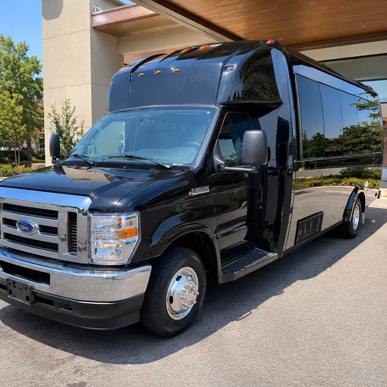 turlock bus rentals
